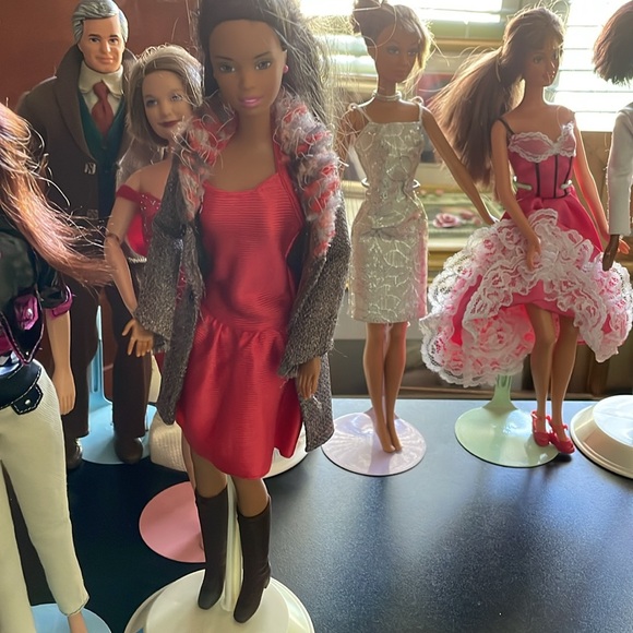 Barbie Dolls Spanish Dancer, Austrian Mountaineer, California Girl, AA Model - Picture 2 of 6